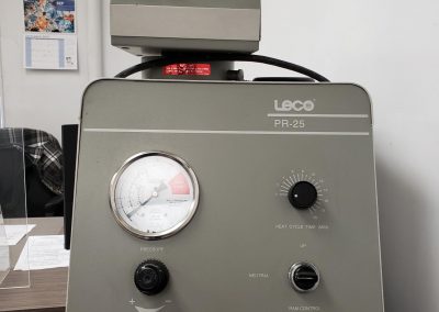 Item# L51 Leco Model 814-200 Mounting Press