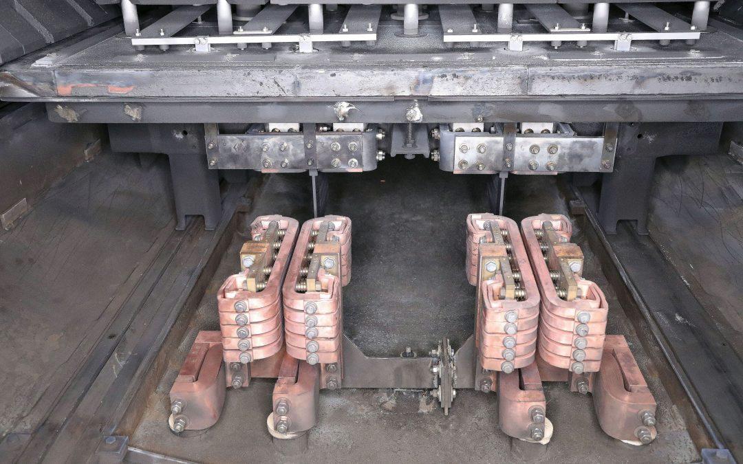Automatic Disconnect Switch Added to Car Bottom Vacuum Furnace  Caption: Load car entering switch