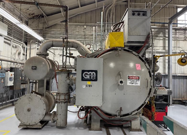 Item# VF469 2 Bar Quenching Vacuum Furnace-Excellent Condition 36″ X 22″ X 22″