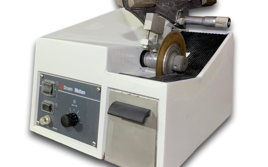 Item# L216 Struers Minitom Precision Diamond Saw